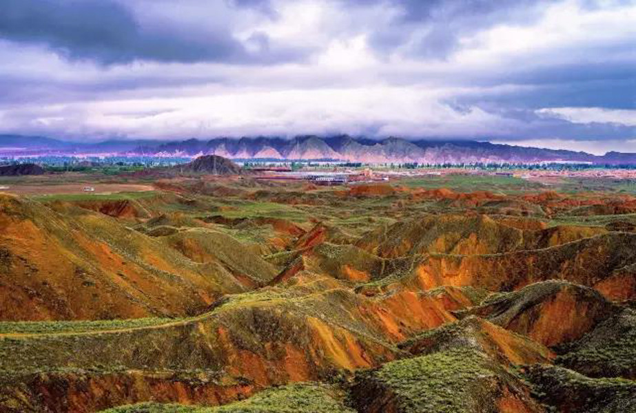 甘肃地域发展的多元视角深度探讨